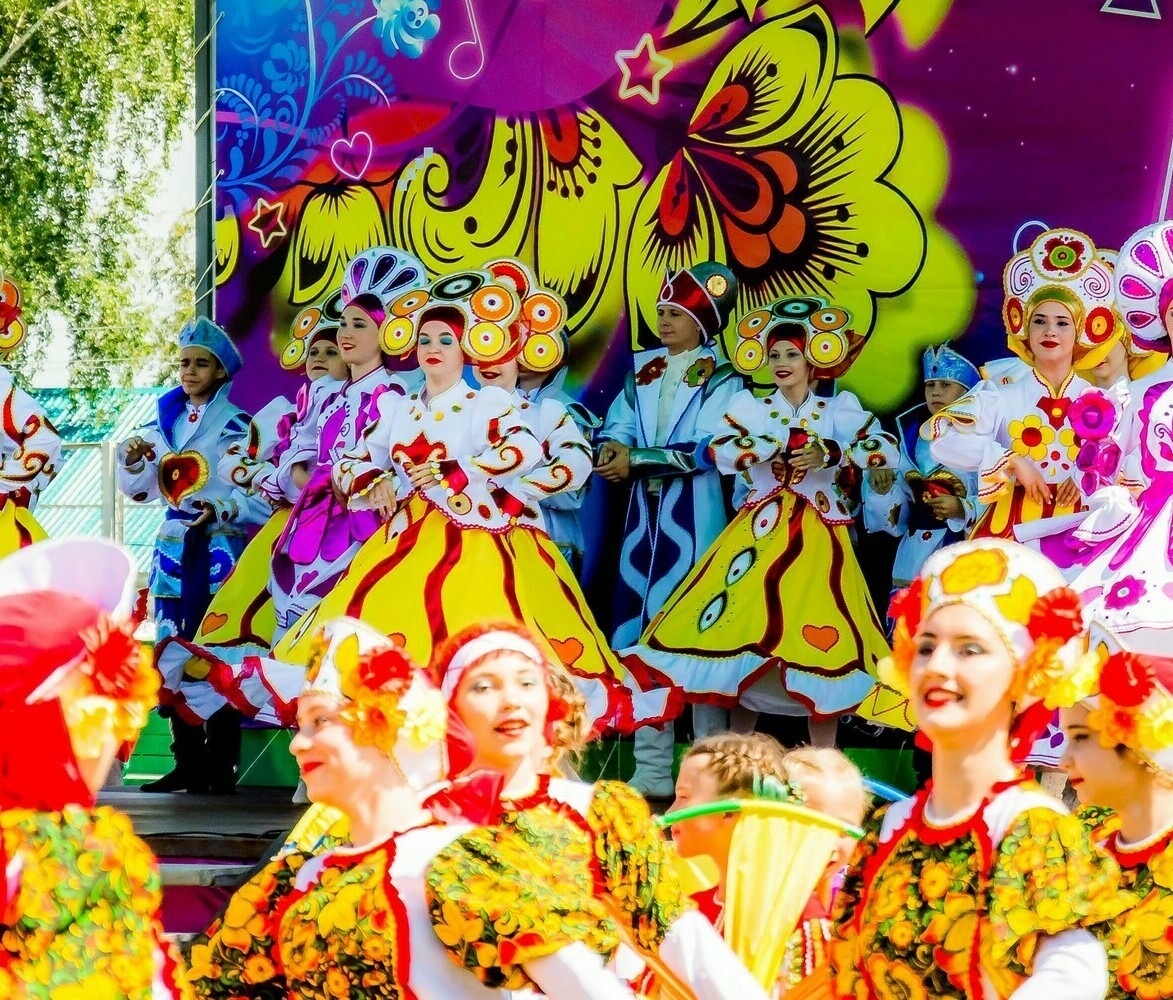 Центр развития самодеятельной культуры и искусства "АРТ-Планета" Центр развития самодеятельной культуры и искусства "АРТ-Планета"